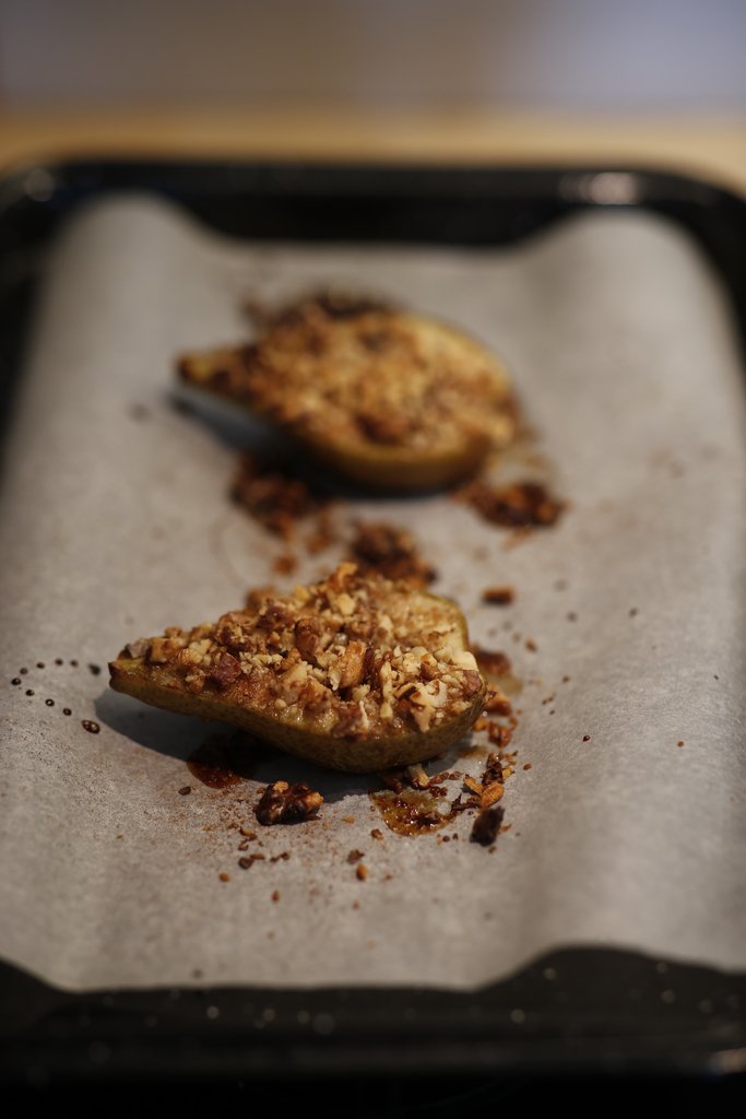 Is Baking Sheet the Same as Parchment Paper? Maria