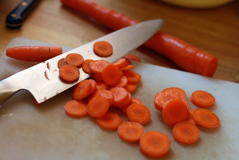 Smart Kitchen Tech: Carrot Choppers and Dicers for Busy Cooks - Maria's Condo