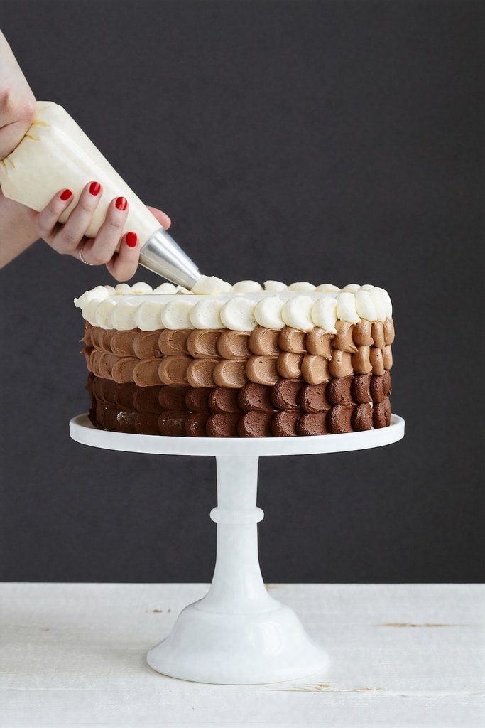 The Essential Cake Decorating Supplies Every Baker Needs - Maria's Condo