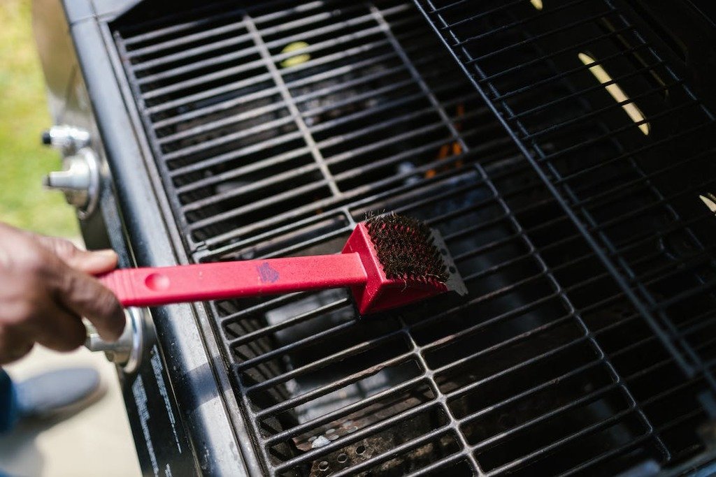 What is a BBQ grill brush used for? - Maria's Condo