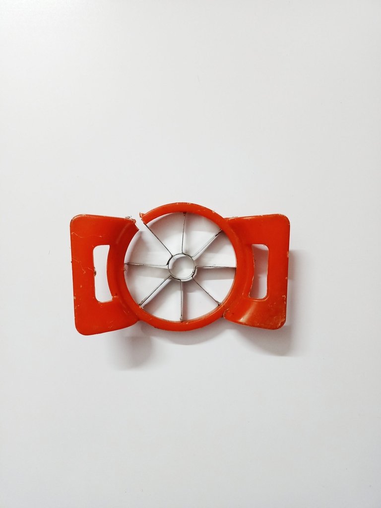 When Was The Apple Slicer Invented? - Maria's Condo